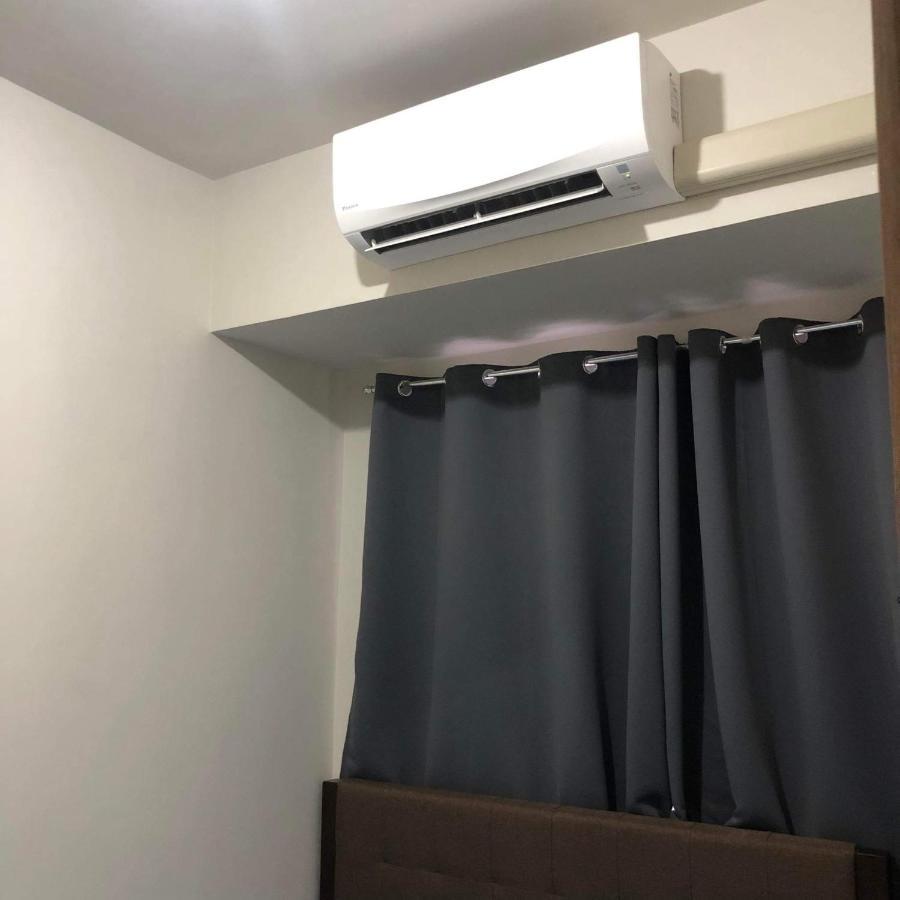 Condo Staycation Near Mall Of Asia Manila Esterno foto