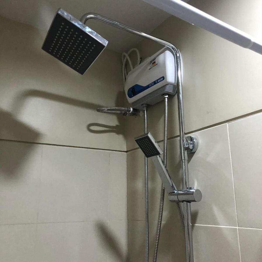 Condo Staycation Near Mall Of Asia Manila Esterno foto